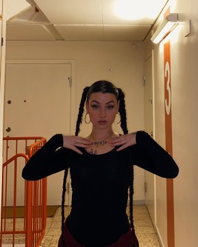 Anusbig de Paris, France